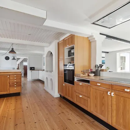 8 Bedroom Amazing In 펜션 *