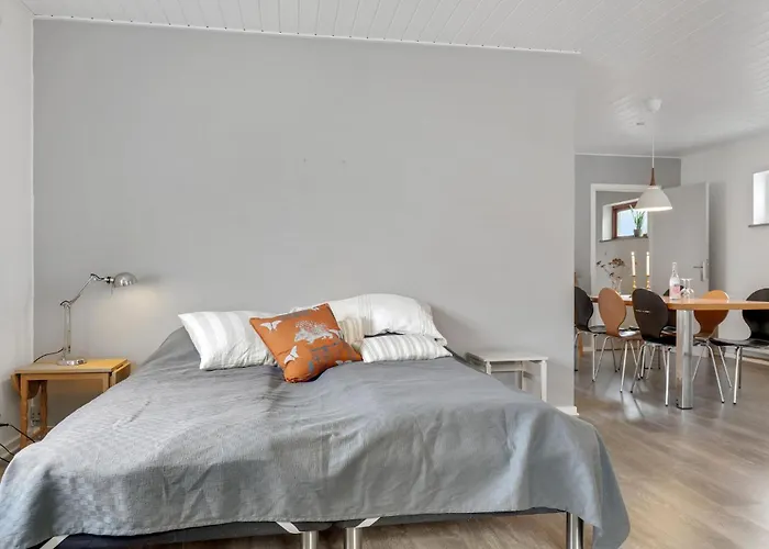 8 Bedroom Amazing In